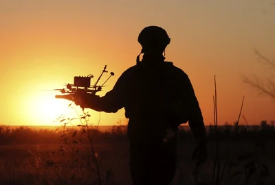 soldat ucrainean cu dronă  zaporojie FOTO EPA EFE jpg