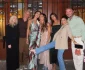 Victoria Beckham și Eva Longoria s-au distrat la Paris