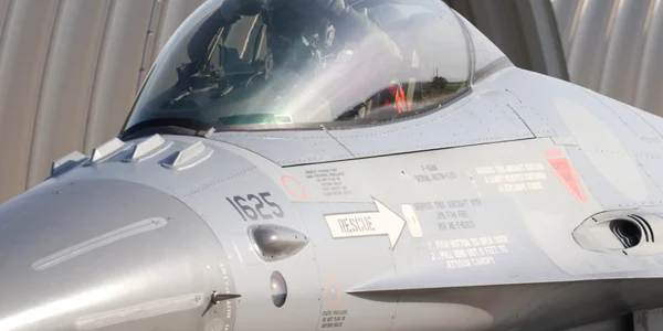 Un nou lot de trei aeronave F 16 Fighting Falcon a sosit la Câmpia Turzii FOTTO MAPN jpg