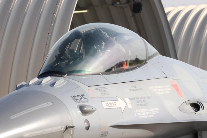 Aeronavă F-16 Fighting Falcon. FOTO MApN