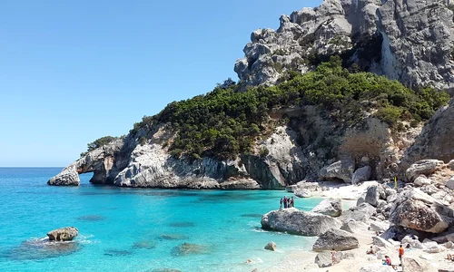 Doi turiști au vrut să plece din Sardinia cu 40 de kilograme de nisip jpeg