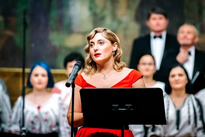 Geanina Simion susţine că cu 10 bilete vândute vor putea fi ajutaţi doar vreo 2-3 ucraineni. FOTO: Arhivă personală