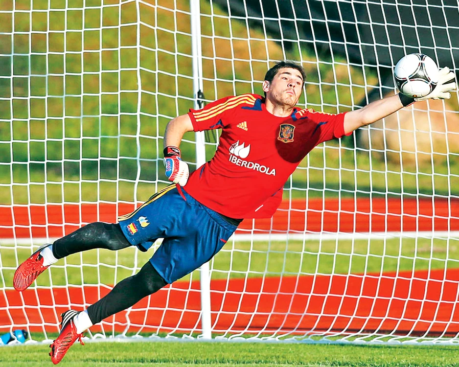 
    Casillas speră să “închidă” poarta azi în faţa Irlandei  