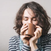 De ce sa te gandesti de doua ori inainte sa bei cafeaua prea repede  Sursa foto shutterstock 286224680 jpg