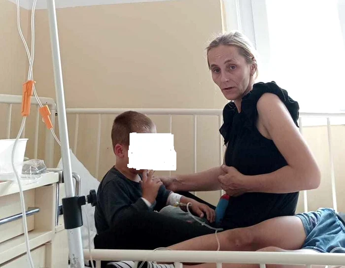 Mama cu ceilalți copii se află în spital FOTO Alin Matache