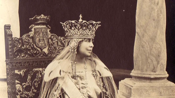 Încoronarea Reginei Maria la Alba Iulia „Împărăteasa tuturor românilor”, alături de alte alte două regine jpeg