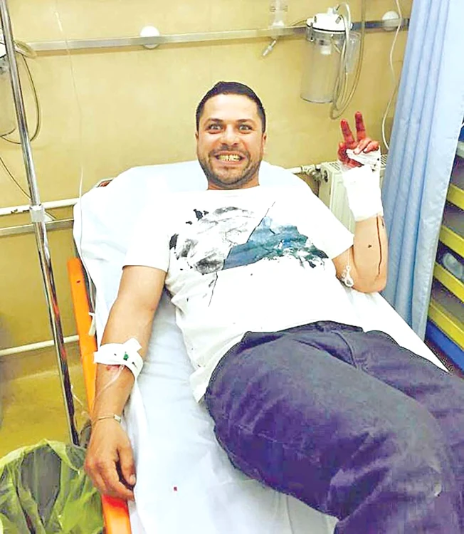 
    Surorile Bambi și-au pus amândouă silicoane  