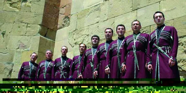 Trupa georgiană Rustavi. Foto: Sala cu Orgă