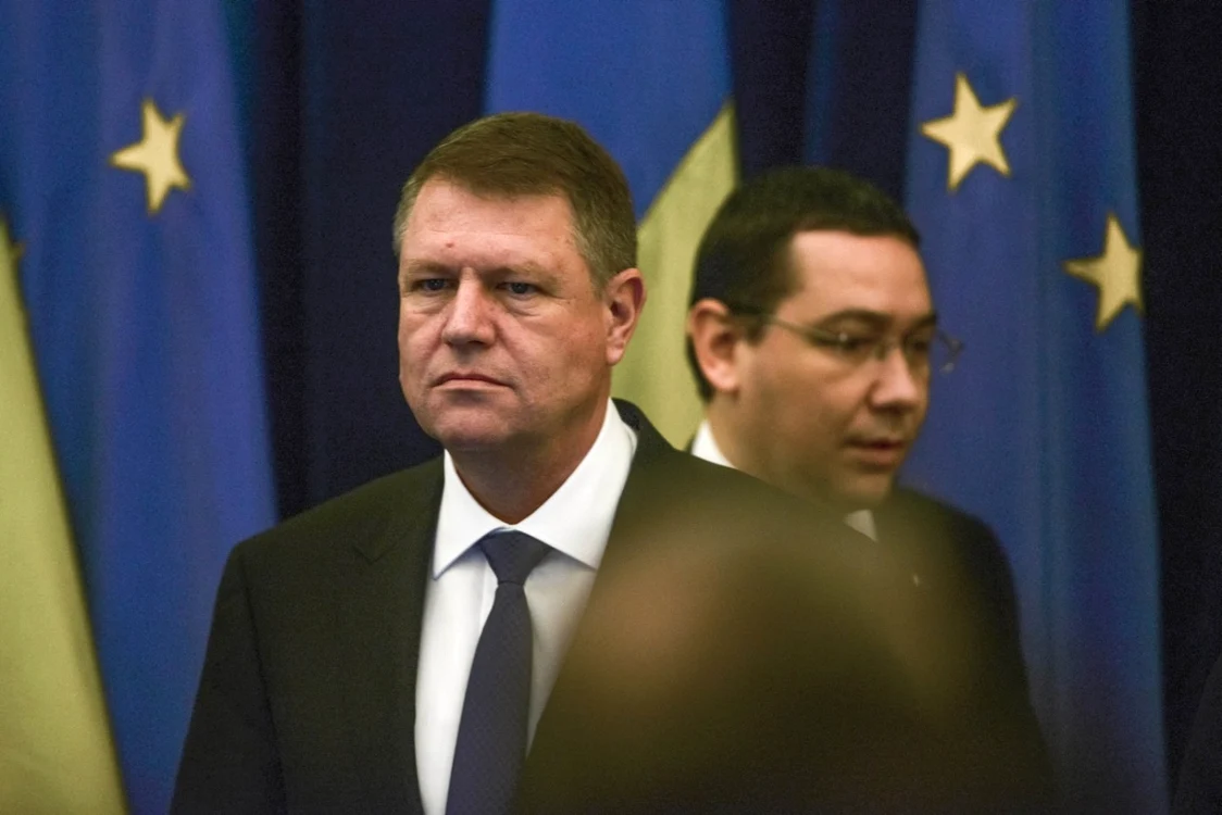 Klaus Iohannsi şi Victor Ponta, liderii unui spaţiu politic sărac în lideri de anvergură FOTO Mediafax