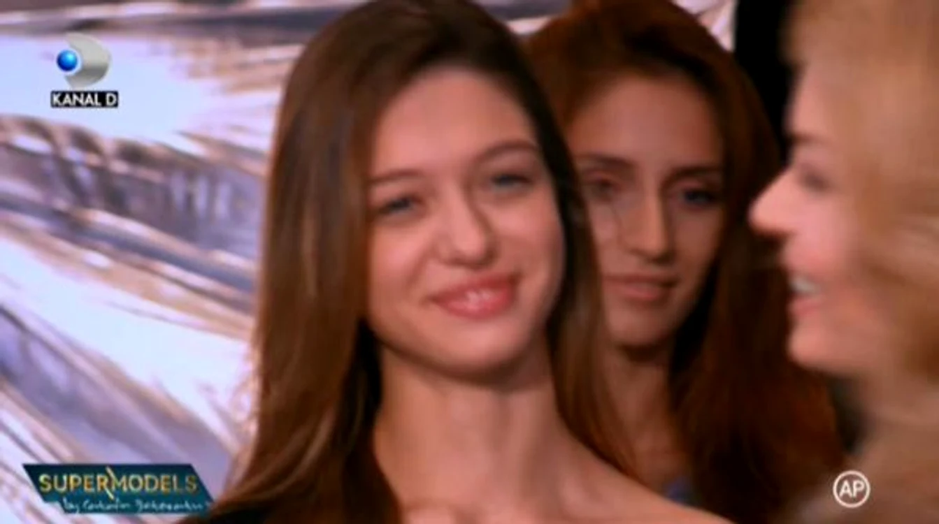 Valentina Pelinel a scos-o din concurs pe Laura Dincă şi a sfătuit-o să mai slăbească