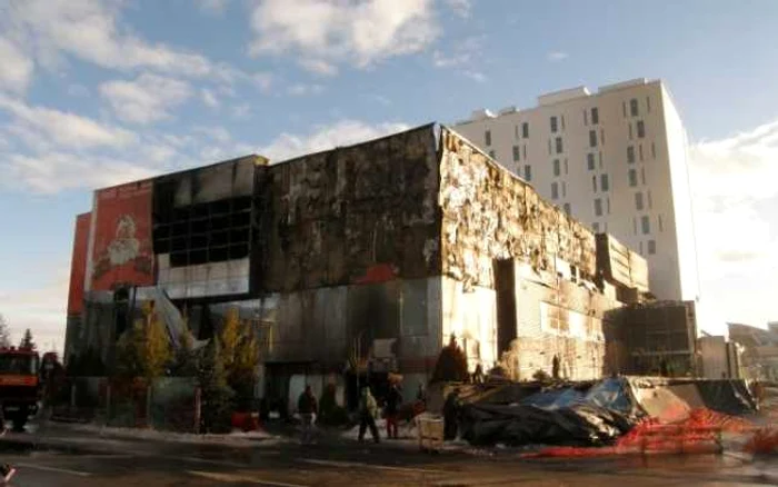 Mall-ul a fost complet distrus. FOTOSimona Suciu