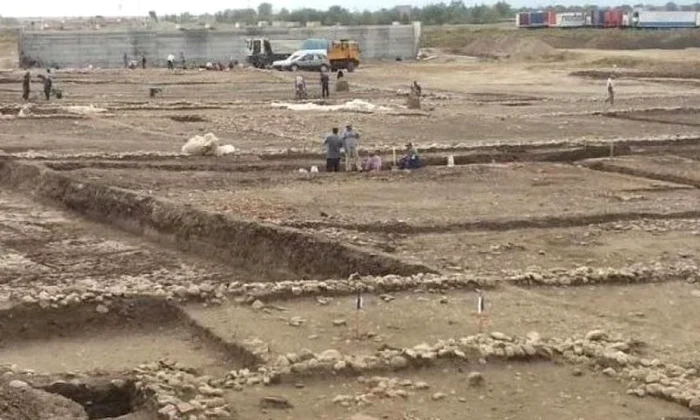 Oraş roman descoperit în Alba pe traseul autostrăzii Orăştie   Sibiu jpeg