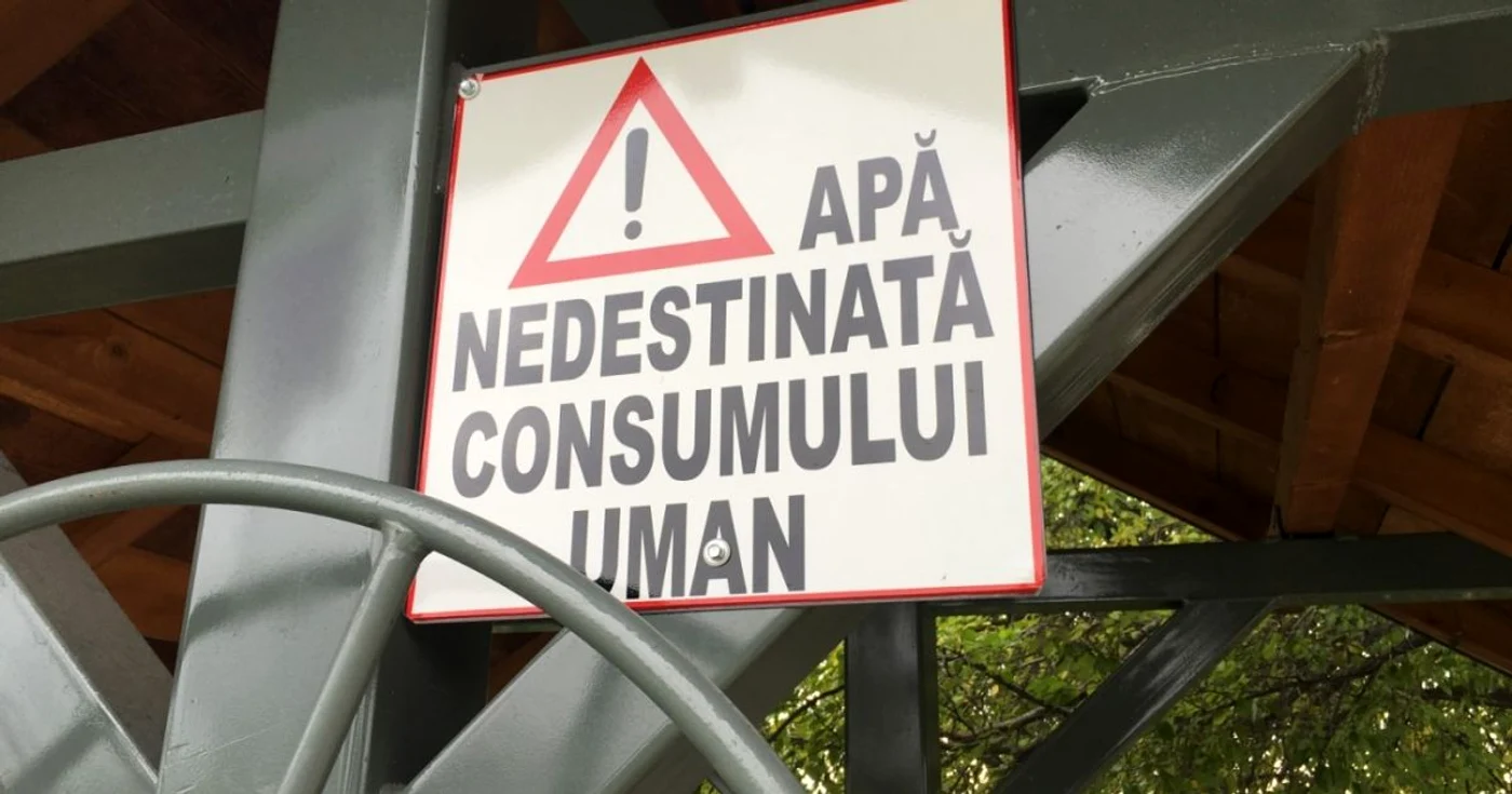 Apa din fântânile de mică adâncime este frecvent poluată cu nitriţi FOTO C Crângan