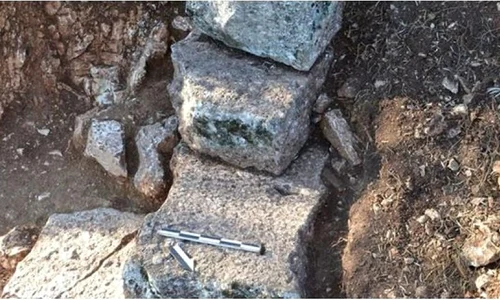 Ruinele unui teatru antic, găsite în Insula Lefkada jpeg