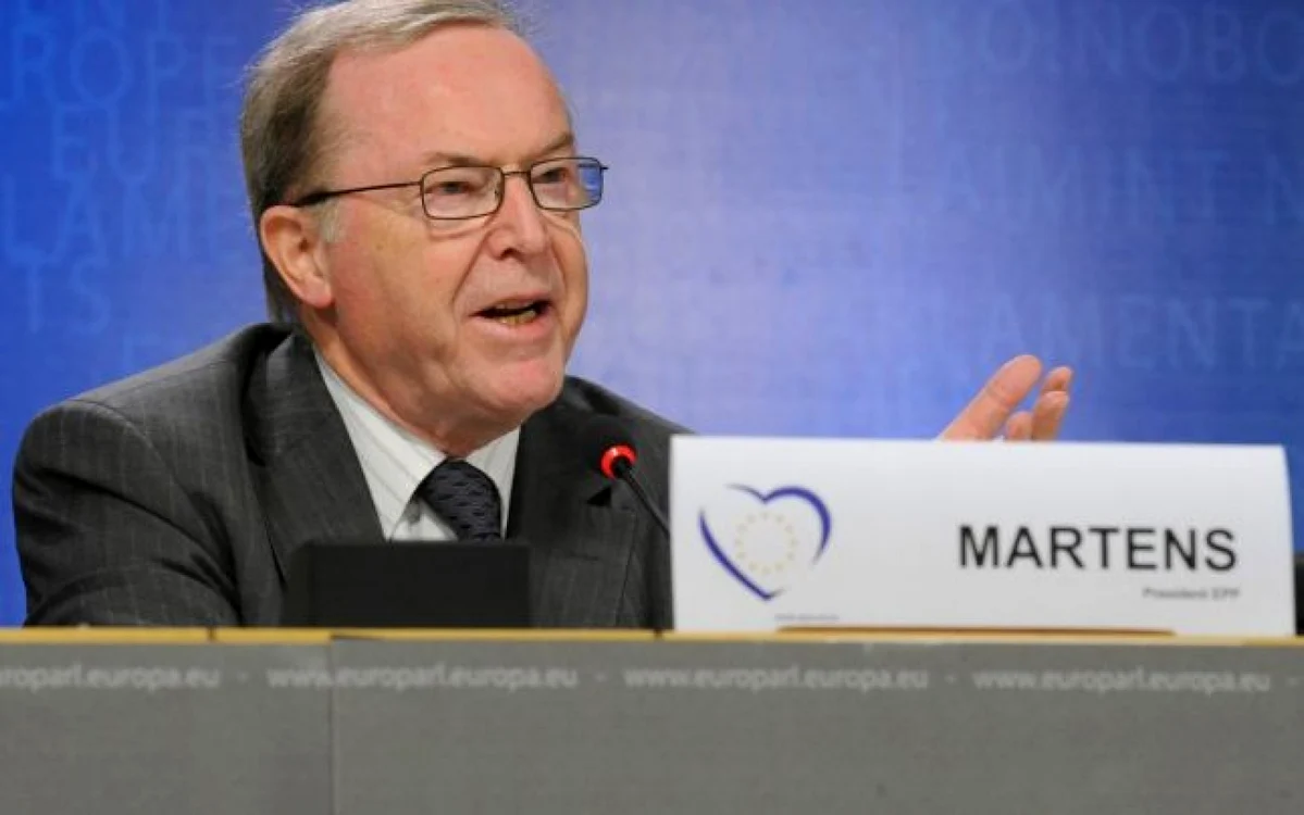 Preşedintele Partidului Popular European, Wilfried Martens, lva veni mâine la Chişinău