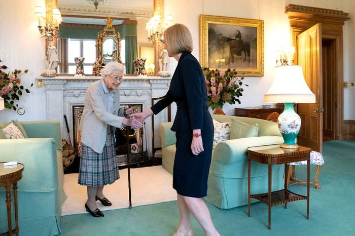 Premierul Liz Truss se întâlnise cu Regina Elisabeta a II-a cu doar trei zile în urmă FOTO EPA-EFE