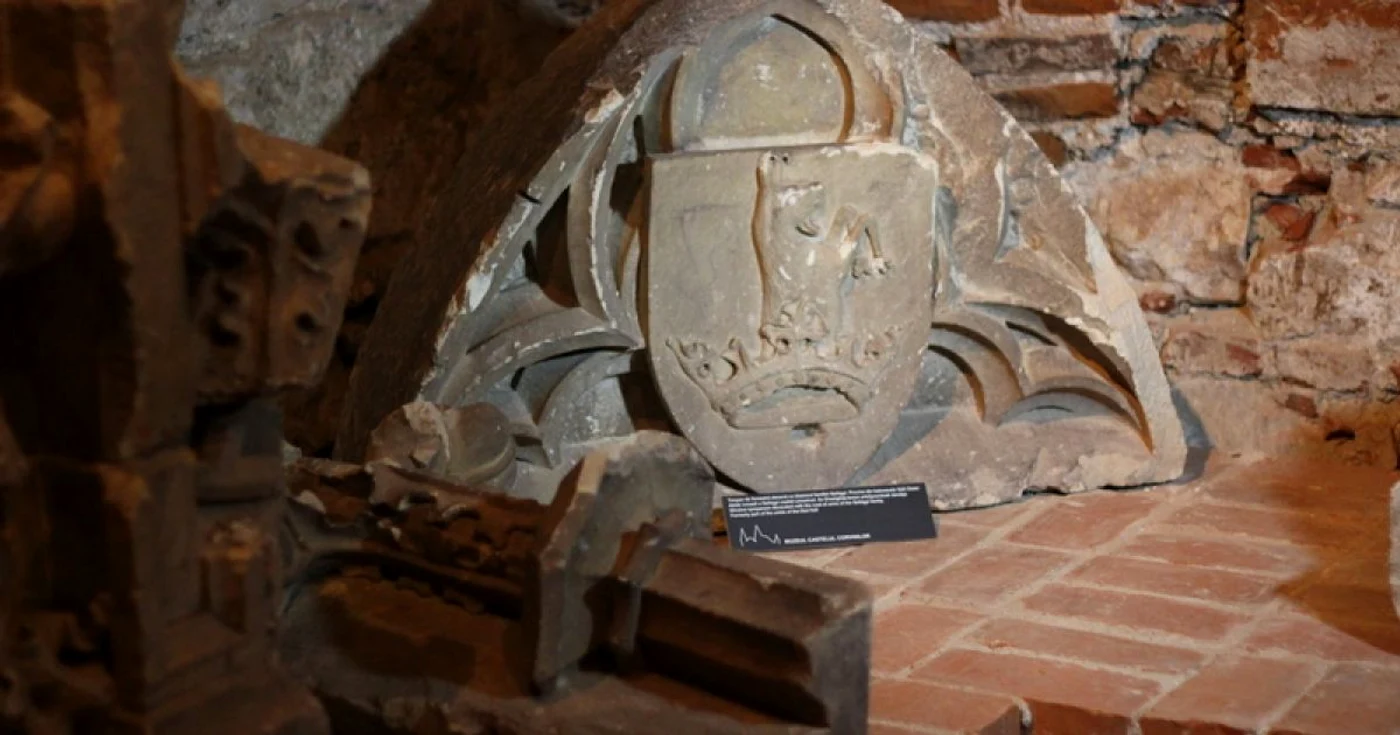 castelul corvinilor