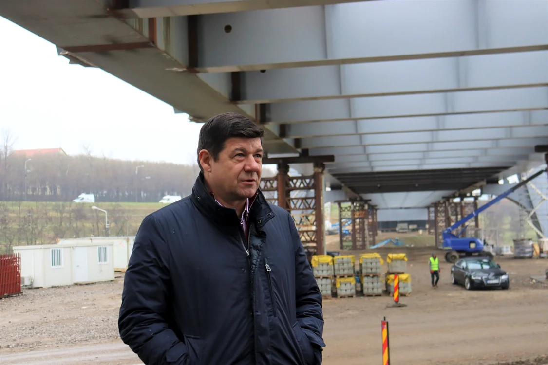 Președintele CJ Galați, inspecție pe șantierul podului hobanat de la Galați FOTO: CJ Galați 