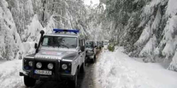 Reşiţa: Staţiunile Semenic şi Muntele Mic sunt izolate din cauza zăpezii (FOTOREPORTAJ)
