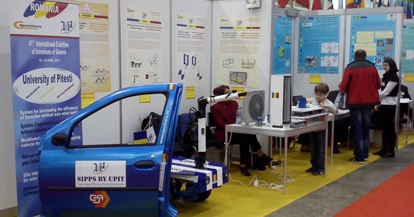 Stand invenţii Salon Geneva                                        FOTO Universitatea din Piteşti