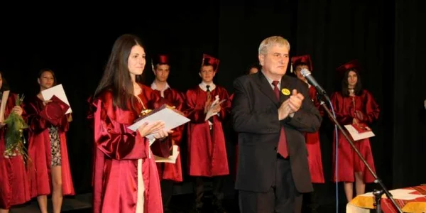 Colegiul Naţional "Unirea" confirmă că este cea mai prestigioasă unitate de învăţământ din Vrancea