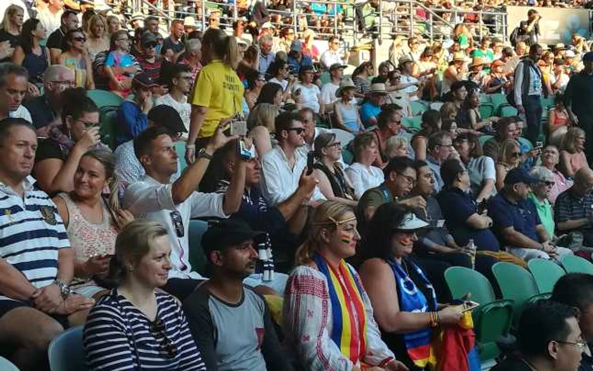 Suporteri români la Melbourne FOTO Iulian Anghel
