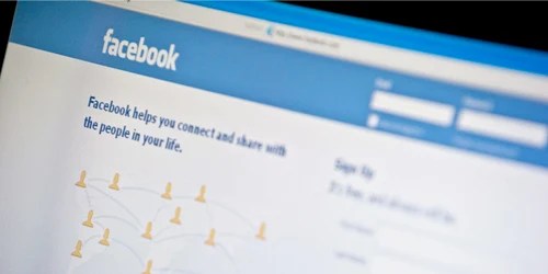 Dependenţa de Facebook este cea mai puternică