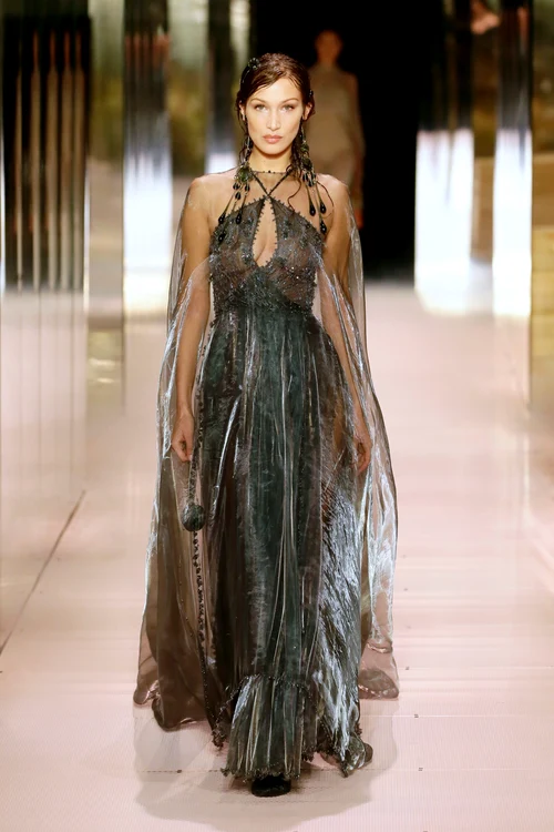 bella hadid podium jpg jpeg