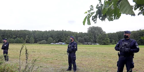 Politia poloneza la granita cu Belarus FOTO EPA-EFE
