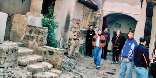 Oaspeţii vor avea acces nelimitat în tot castelul, chiar şi în zonele care sunt închise vizitatorilor  
