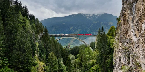 Tauernbahn – rută feroviară spectaculoasă și strategică prin Alpi Foto Stern dms