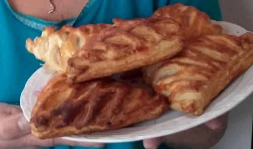 dreptunghiuri cu sunca si cascaval jpeg
