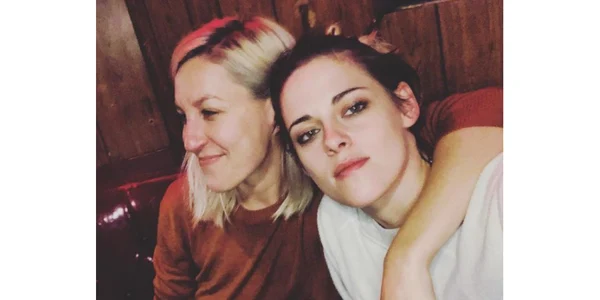 Actriţa Kristen Stewart s-a logodit cu scenarista Dylan Meyer