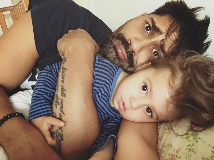 Maya este copia fidelă a lui Connect-R