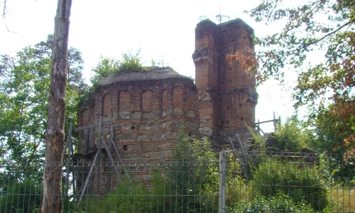 Biserica Sân Nicoară din Curtea de Argeș, vandalizată  Monumentul istoric din secolul al XIV lea, în pericol de dispariție  jpeg