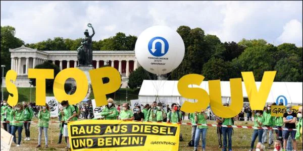 Protest impotriva Salonului auto de la Muenchen FOTO AFP