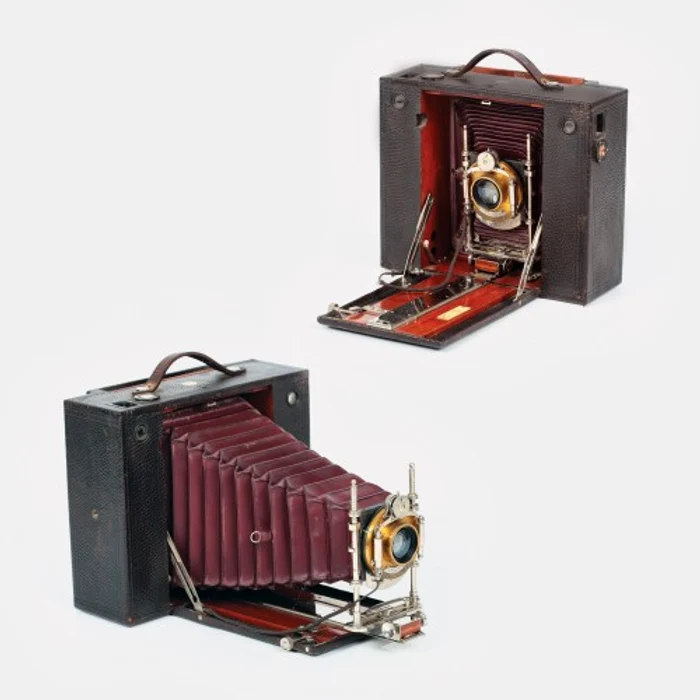 Aparat de fotografiat Kodak Cartridge No 5 cca 1900 jpg jpeg