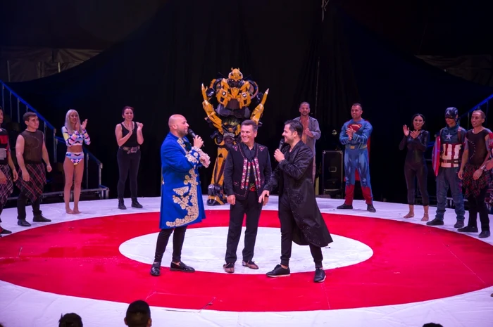 2 poftiti la circ cu nea marin 2 jpg jpeg