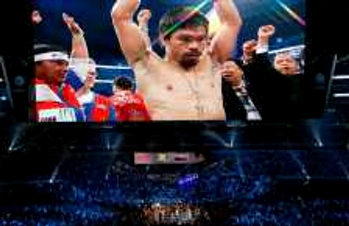 Pacquiao, văzut pe gigantul ecran din Cowboys Stadium