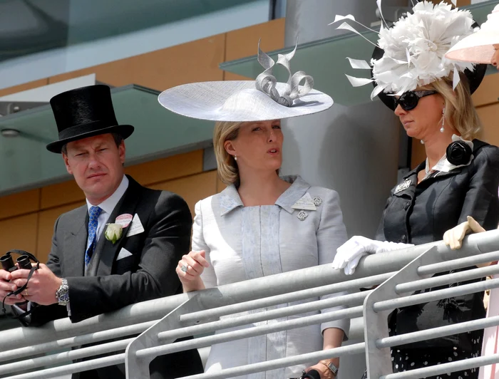 Lordul Ivar Mountbatten,  vărul Regelui Charles, cu Ducesa Sophie   profimedia 0220189803 jpg