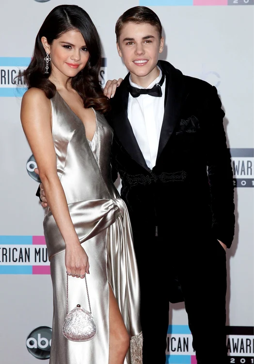Justin Bieber şi Selena Gomez (Reuters)
