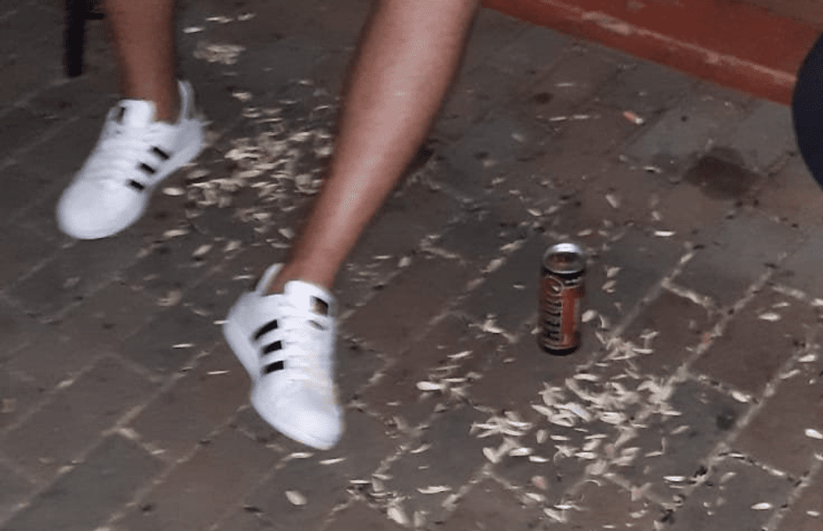 Polițiști locali din Călărași puși în dificultate de un tânăr care nu se lăsa percheziționat VIDEO