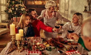 masa de craciun in familie jpg