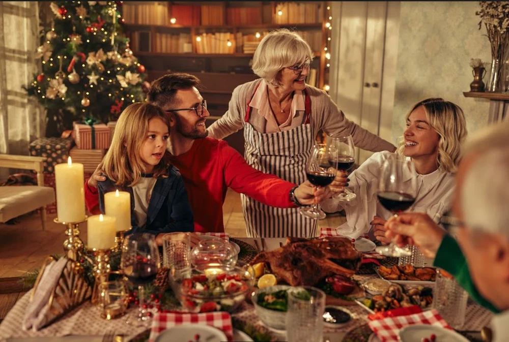 Un efect nebănuit al consumul moderat de alcool de sărbători. Ce arată un nou studiu