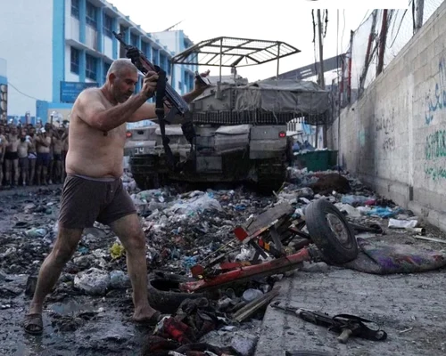 membru hamas se preda in nordul gaza, la Jabaliya Foto via Times of Israel jpg