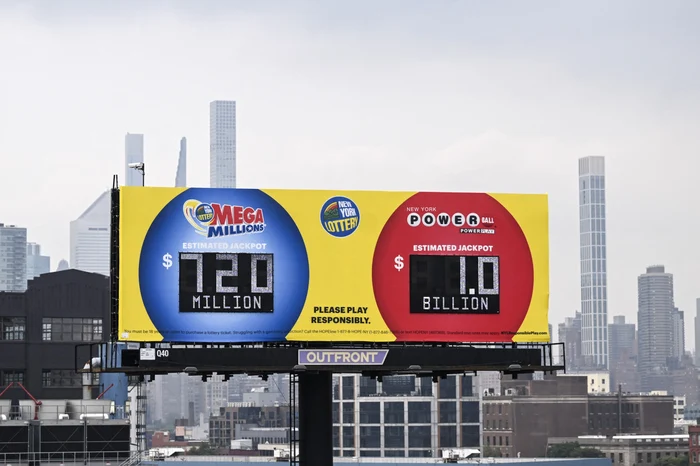 O americancă a mințit că a câștigat marele premiu la Powerball FOTO Profimedia