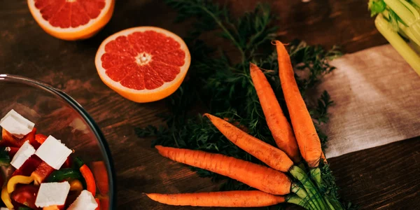 Grepfrutul și morcovii, printre alimentele care luptă cu răcelile FOTO Shutterstock 