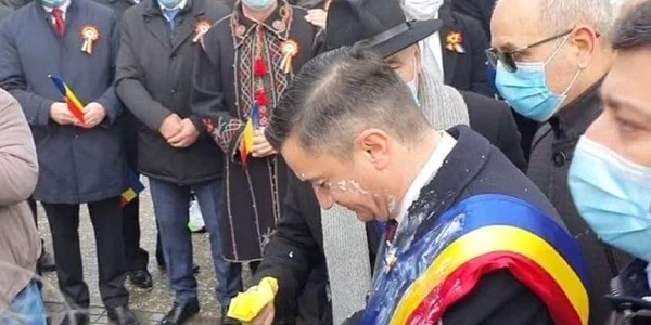 Primarul Mihai chirica