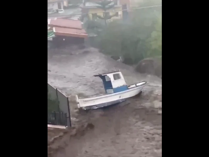 Inundațiile au năvălit în sudul Italiei/FOTO: X @MFerraglioni
