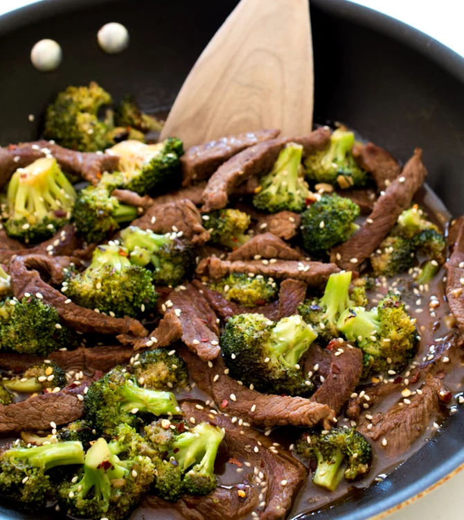 friptura de vita cu broccoli jpeg